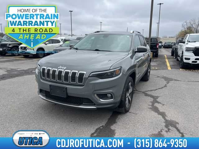 2019 Jeep Cherokee Limited 4x4 in Sting-Gray Clearcoat — front three-quarter view