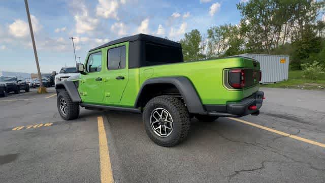 2026 Jeep Gladiator — side profile view
