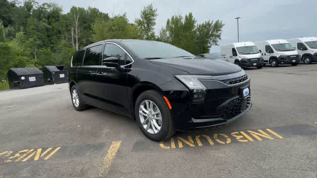 2027 Chrysler Pacifica — side profile view