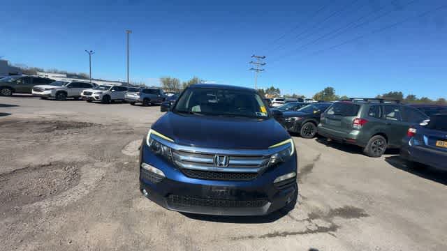 2016 Honda Pilot — rear three-quarter view