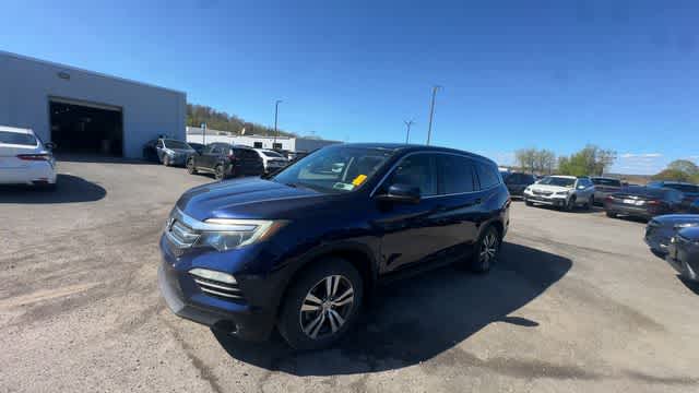 2016 Honda Pilot — interior view
